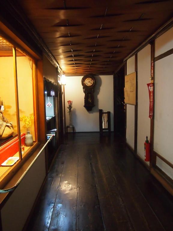 Ishiba Ryokan Хіросакі Екстер'єр фото